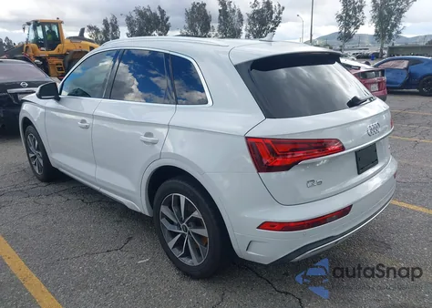 2021 Audi Q5 Premium Plus 45 Tfsi Quattro S Tronic z USA, uszkodzony, nr VIN WA1BAAFY9M2073610